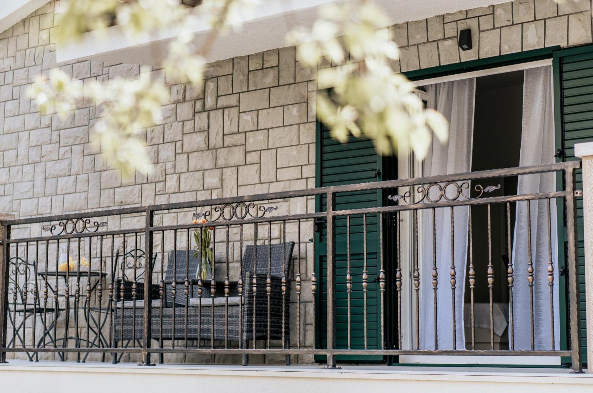 Villa Amore Brela Ngoại thất bức ảnh